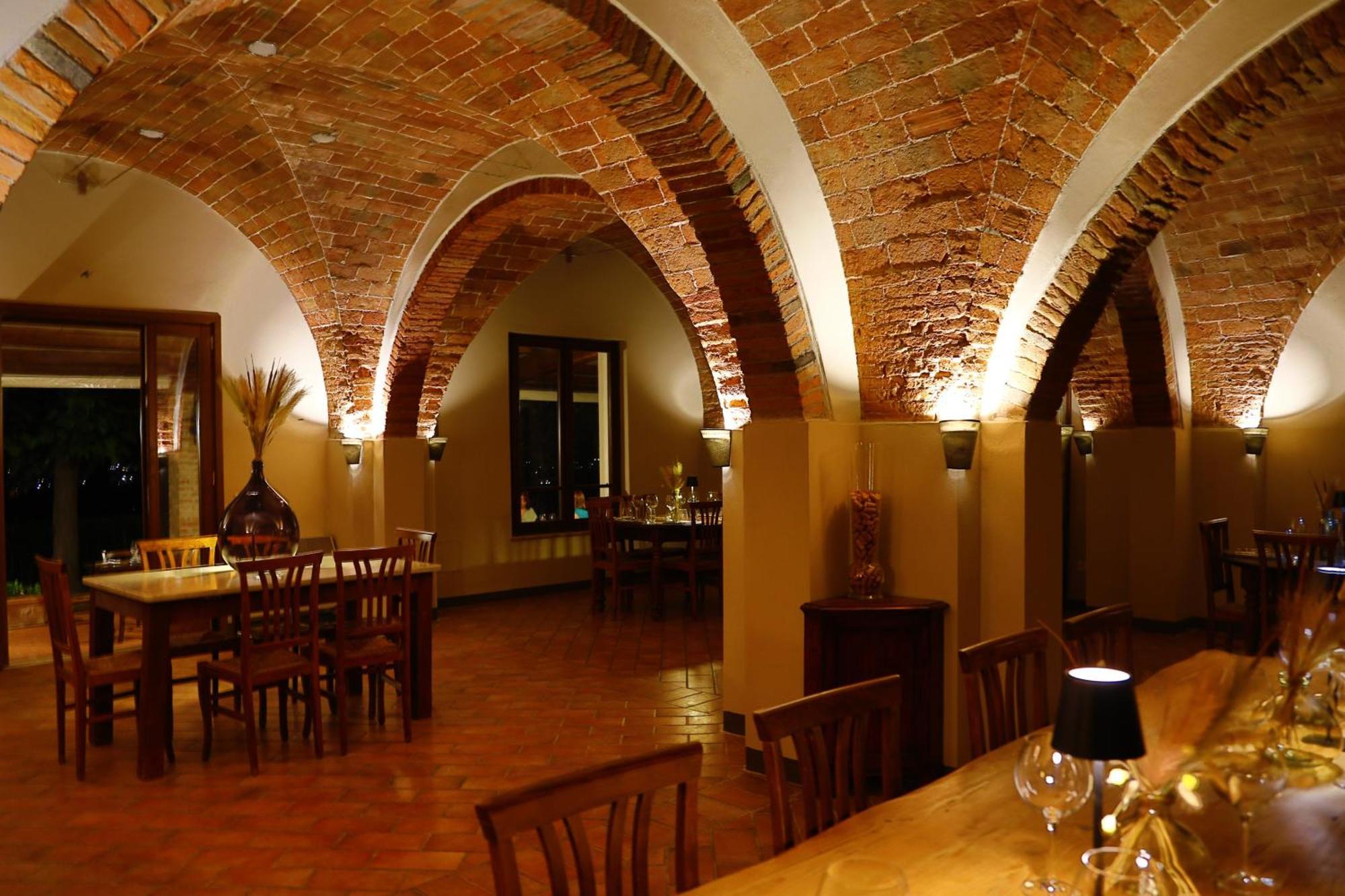 Agriturismo Cascina Cipressa San Romano  المظهر الخارجي الصورة